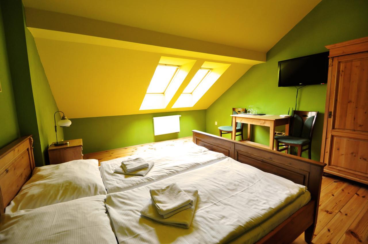 Pension Imperial Spa Jičín Buitenkant foto