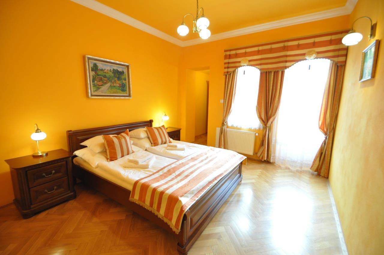 Pension Imperial Spa Jičín Buitenkant foto