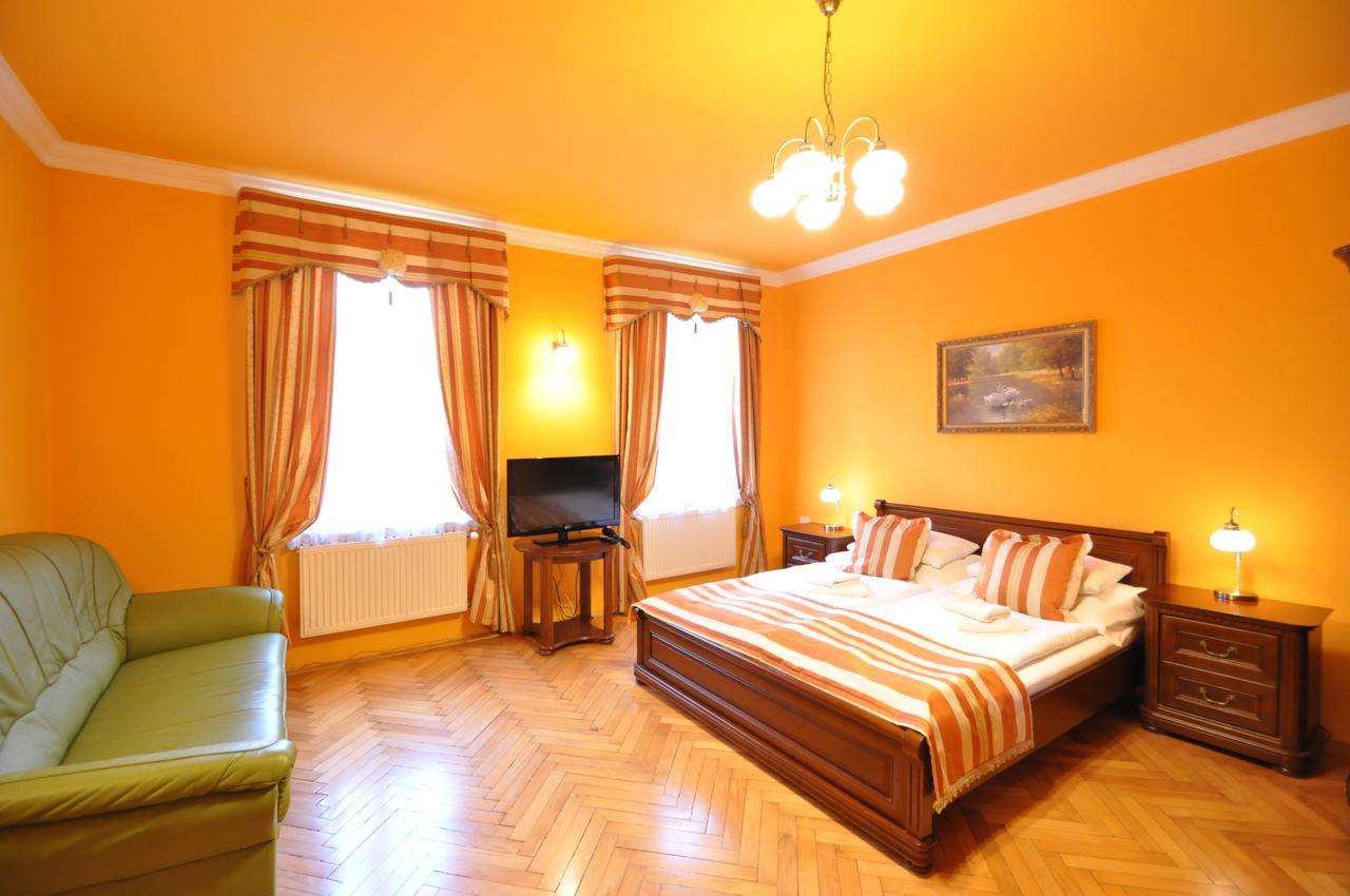 Pension Imperial Spa Jičín Buitenkant foto