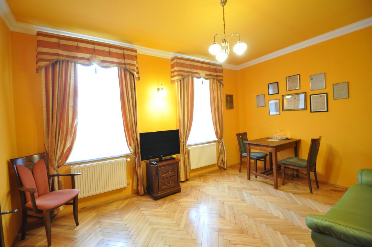 Pension Imperial Spa Jičín Buitenkant foto
