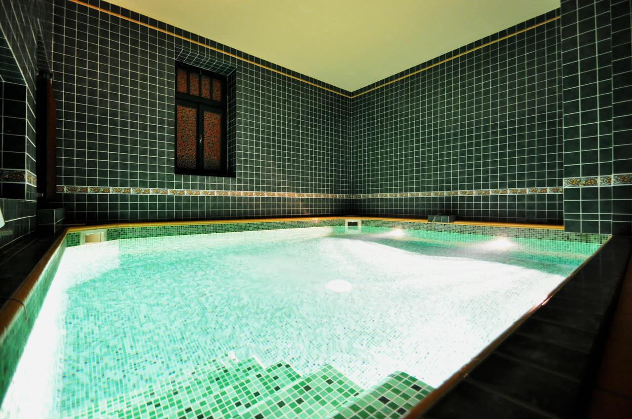 Pension Imperial Spa Jičín Buitenkant foto
